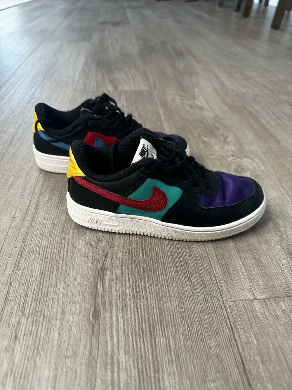 Kids Nike Air Force 1 x NBA